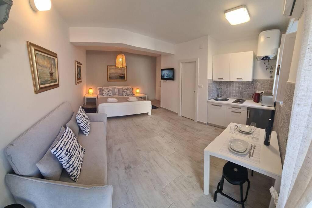 Studio Apartment Marella ヴィス エクステリア 写真